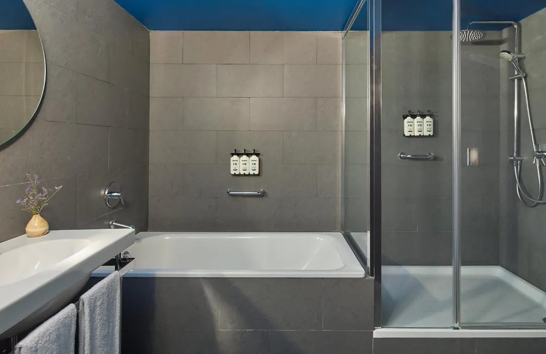 Hotel Indigo Barcelona Plaza Espana By Ihg-1